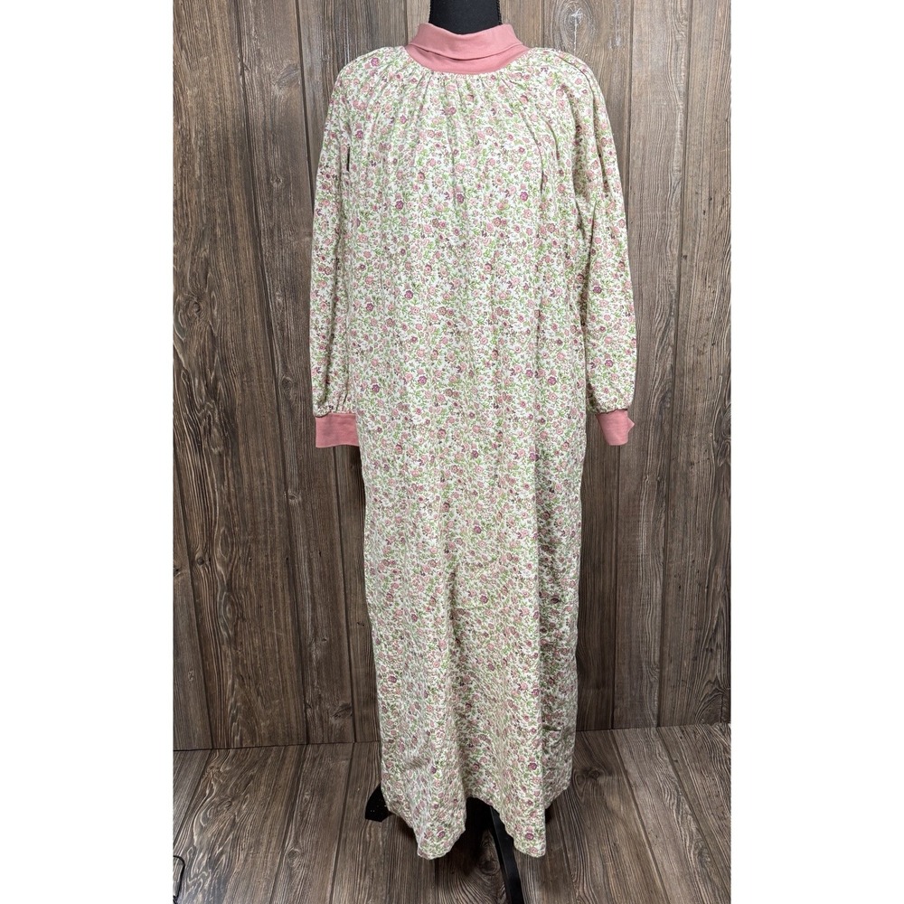 Vermont Country Store Nightgown Sz M Pink Flannel Cotton Turtleneck Cottagecore